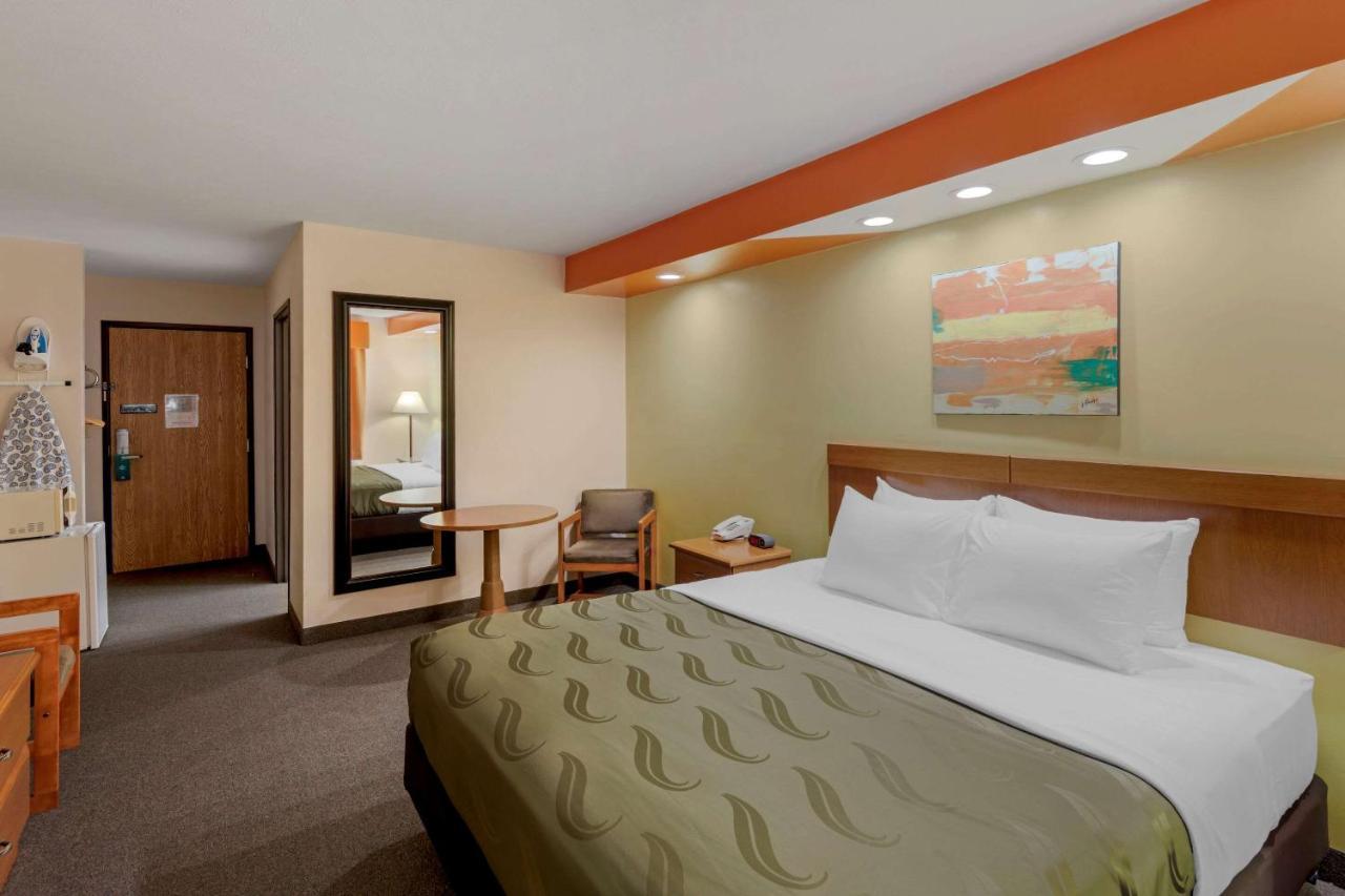 Quality Inn Hamilton Eksteriør billede